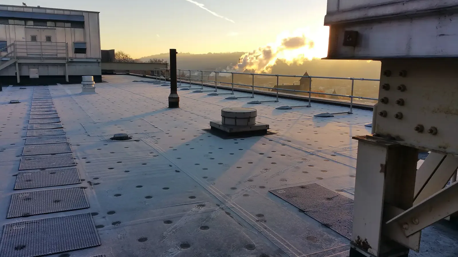 KEE Roofing in St. Paul, MN